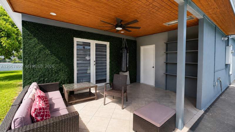 4 bedroom SingleFamilyResidence at 12400 SW 184th St, So Miami Heights Addn D, Miami — photo 5