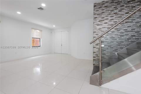 10235 NW 87th Ter, Doral FL - photo 13 of 83
