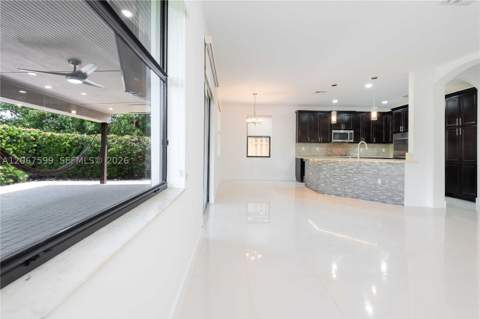 10235 NW 87th Ter, Doral FL - photo 22 of 83