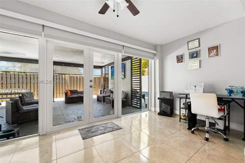 16520 SW 99th St, Miami FL - photo 13 of 17