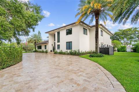 5720 SW 128th St, Pinecrest FL - photo 11 of 101