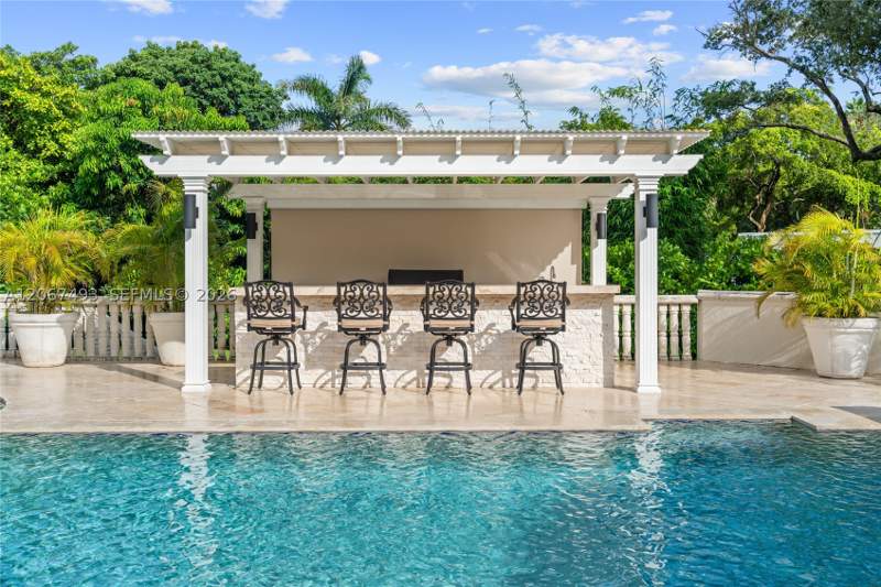 6 bedroom SingleFamilyResidence at 5720 SW 128th St, Rockdale Estates, Pinecrest — photo 3