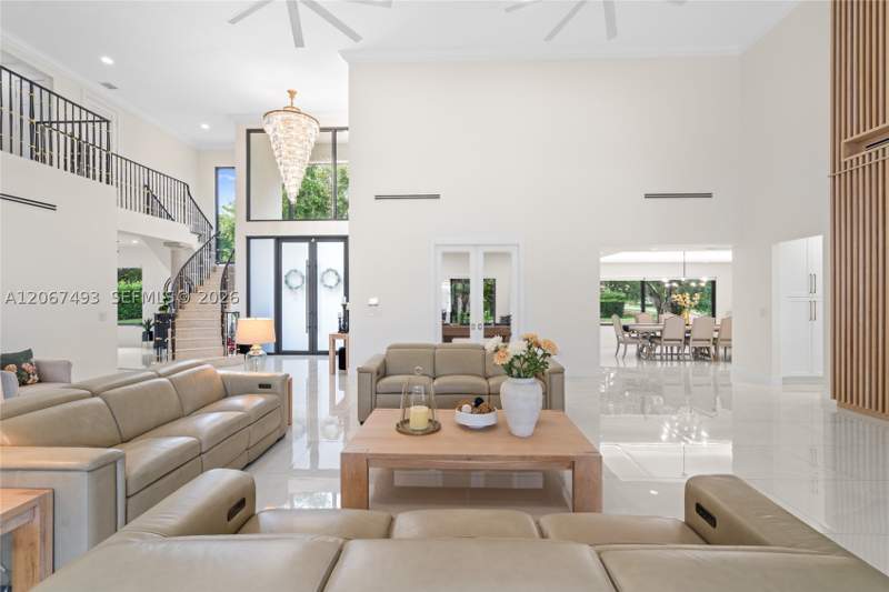 6 bedroom SingleFamilyResidence at 5720 SW 128th St, Rockdale Estates, Pinecrest — photo 4