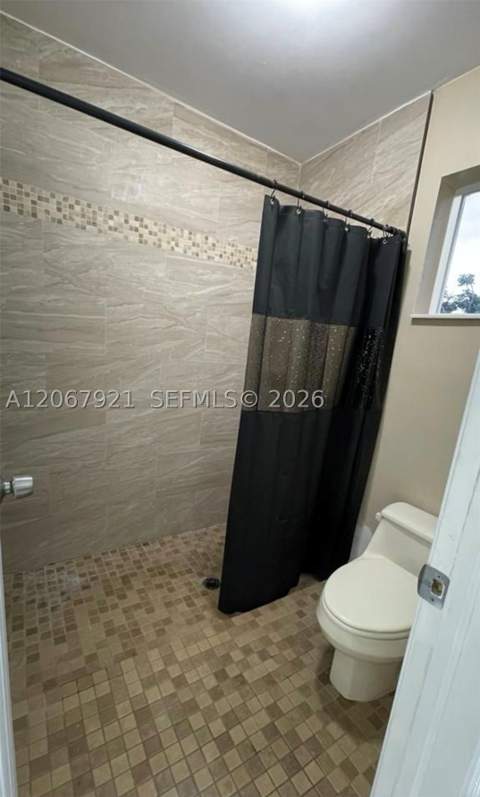 12242 SW 210th St, Miami FL - photo 13 of 59
