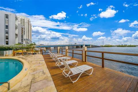 7845 NE Bayshore Ct 12A, Miami FL - photo 6 of 25