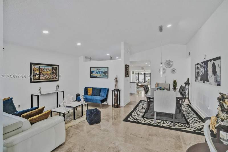 3 bedroom SingleFamilyResidence at 14335 SW 112th Ter, Islas Canarias Homes, Miami — photo 4