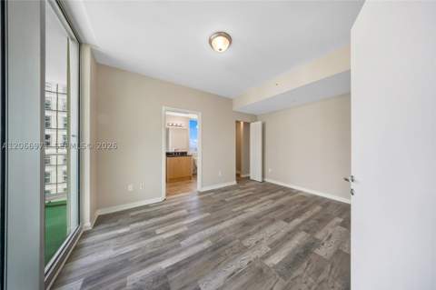 300 S Biscayne Blvd T-2911, Miami FL - photo 17 of 31