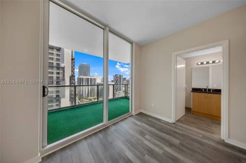 300 S Biscayne Blvd T-2911, Miami FL - photo 23 of 31