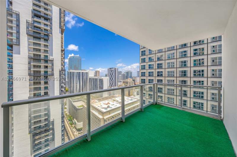 1 bedroom Condominium at 300 S Biscayne Blvd T-2911, Met 1 Condo, Miami — photo 5