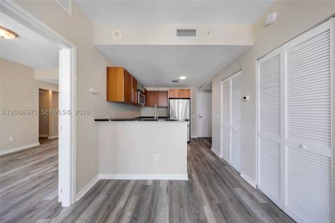 300 S Biscayne Blvd T-2911, Miami FL - photo 7 of 31