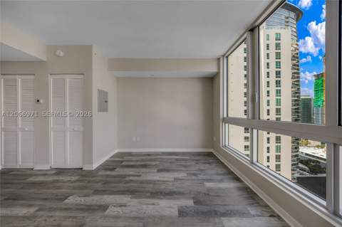 300 S Biscayne Blvd T-2911, Miami FL - photo 9 of 31