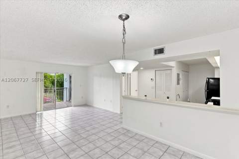 8660 SW 212th St 306, Cutler Bay FL - photo 13 of 47