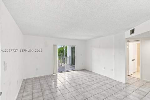 8660 SW 212th St 306, Cutler Bay FL - photo 15 of 47