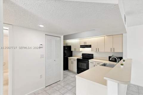 8660 SW 212th St 306, Cutler Bay FL - photo 19 of 47