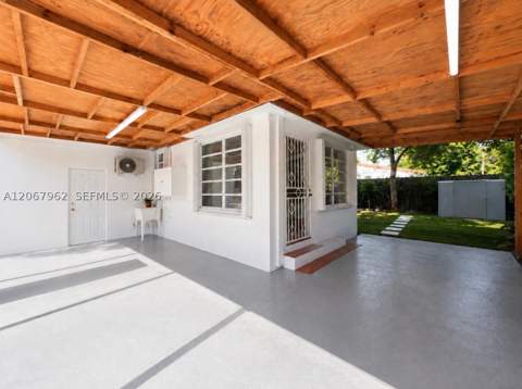 4060 SW 6th St, Miami FL - photo 15 of 19