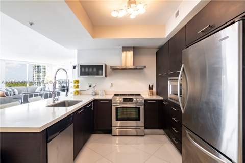 150 Sunny Isles Blvd 1-1604, Sunny Isles Beach FL - photo 9 of 23
