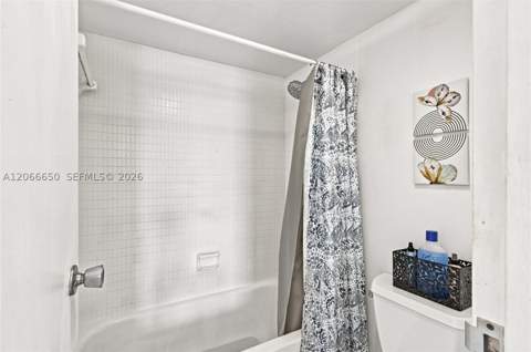 3675 N Country Club Dr 401, Aventura FL - photo 21 of 39