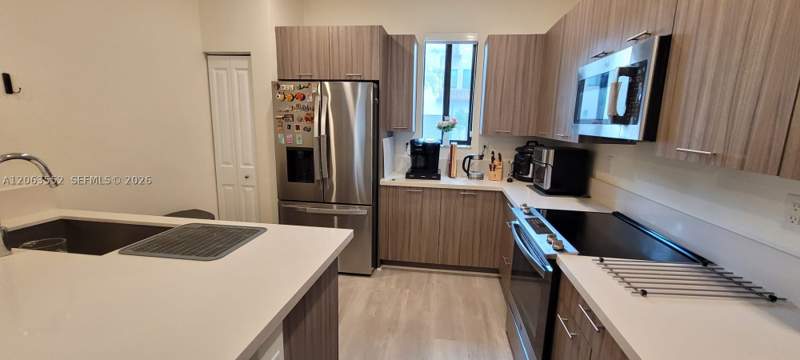 3 bedroom Townhouse at 4682 NW 83rd Ave, Downtown Doral South Phas, Doral — photo 4
