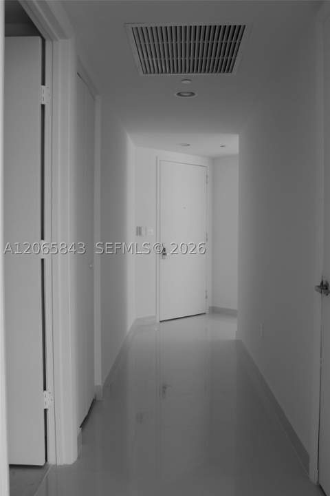 465 Brickell Av 502, Miami FL - photo 17 of 29