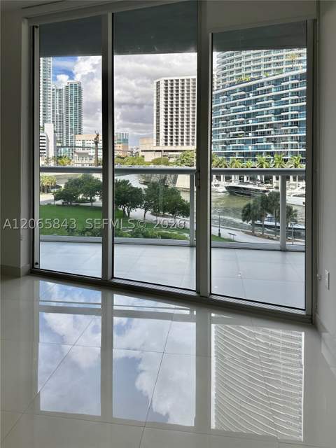 465 Brickell Av 502, Miami FL - photo 19 of 29