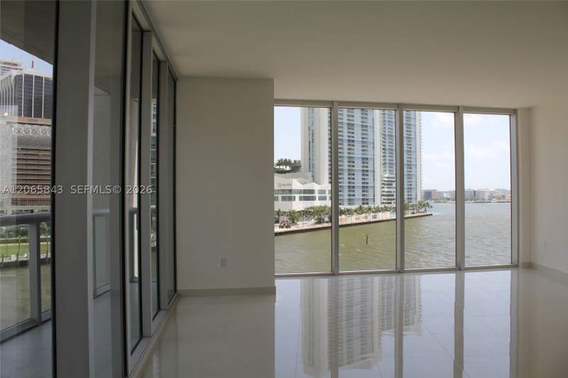 2 bedroom Condominium at 465 Brickell Av 502, Icon Brickell Tower 1, Miami — photo 4