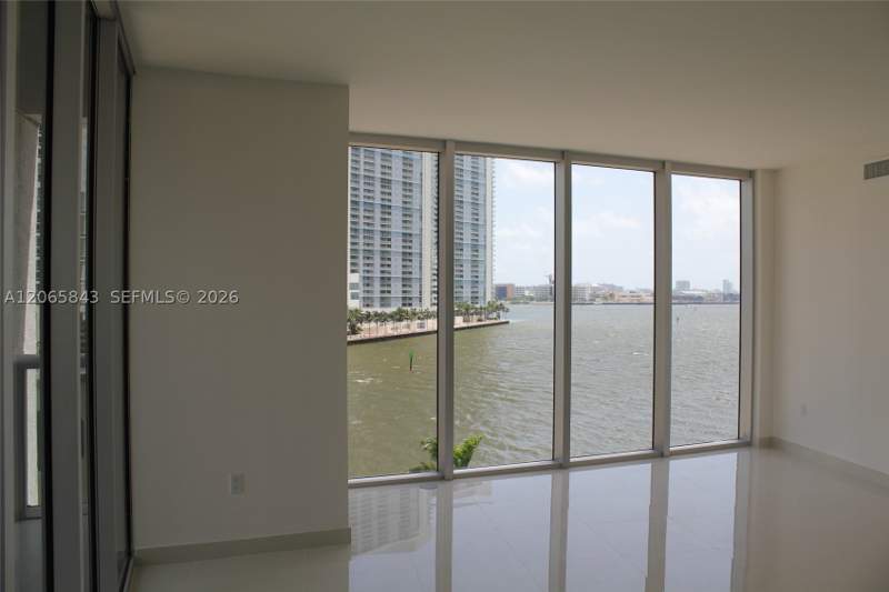 2 bedroom Condominium at 465 Brickell Av 502, Icon Brickell Tower 1, Miami — photo 5
