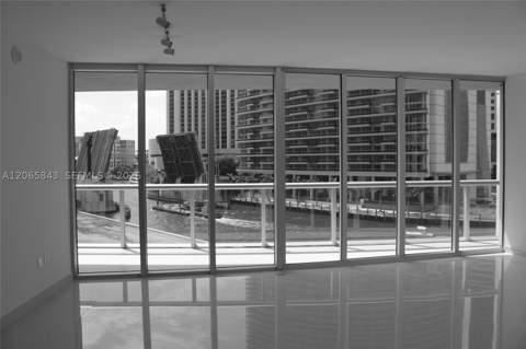 465 Brickell Av 502, Miami FL - photo 6 of 29