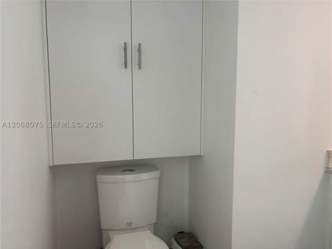 1800 N Bayshore Dr 3007, Miami FL - photo 10 of 31