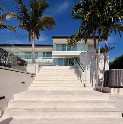 6819 Sunrise Pl, Coral Gables FL - photo 12 of 53