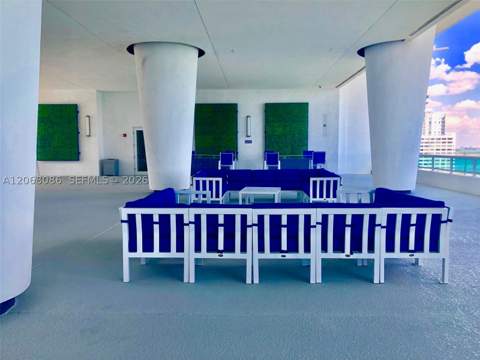 1800 N Bayshore Dr 2708, Miami FL - photo 10 of 27