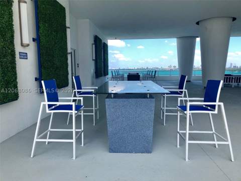 1800 N Bayshore Dr 2708, Miami FL - photo 12 of 27