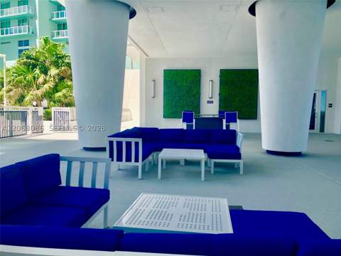 1800 N Bayshore Dr 2708, Miami FL - photo 13 of 27