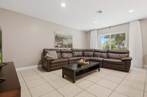 20233 SW 85th Court, Cutler Bay FL - photo 7 of 34