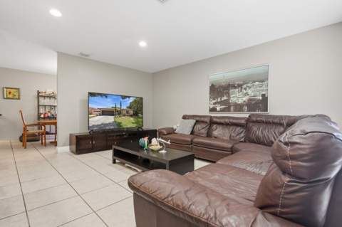 20233 SW 85th Court, Cutler Bay FL - photo 8 of 34