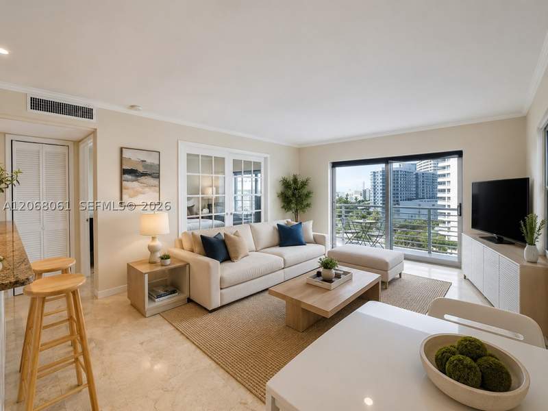 1 bedroom Condominium at 1450 Lincoln Rd 1010, Lincoln Bay Towers Condo, Miami Beach — photo 3