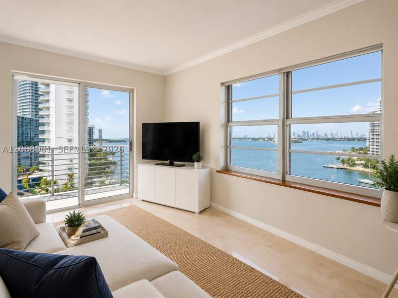 1 bedroom Condominium at 1450 Lincoln Rd 1010, Lincoln Bay Towers Condo, Miami Beach — photo 4