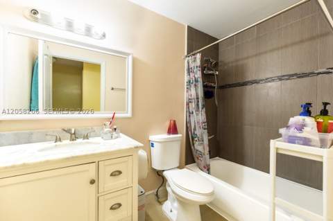 15233 SW 141st St, Miami FL - photo 13 of 31