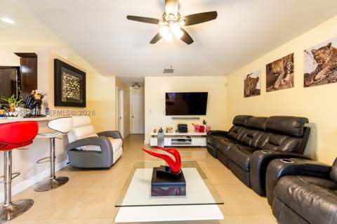 15233 SW 141st St, Miami FL - photo 9 of 31
