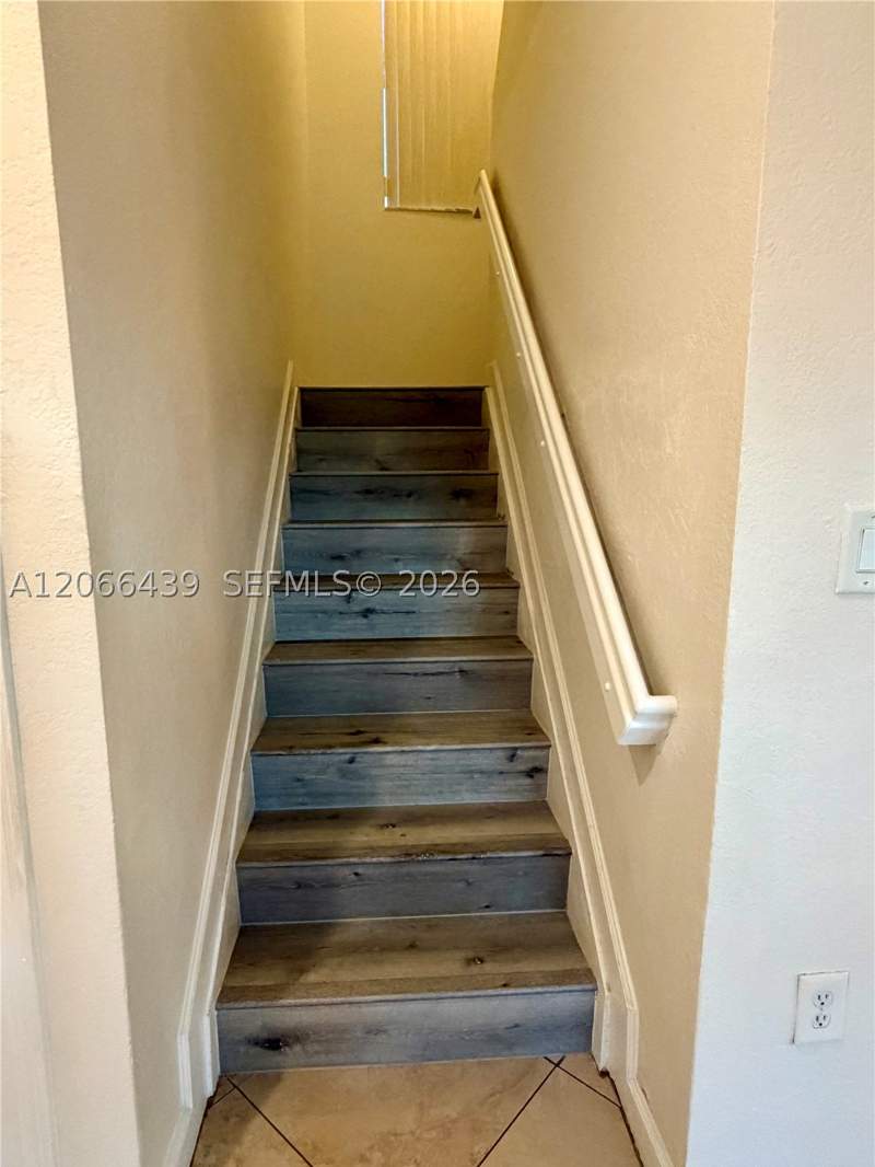 3 bedroom SingleFamilyResidence at 3191 NE 4th St, Bimini At The Oasis, Homestead — photo 3