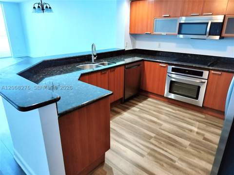 14951 Royal Oaks Ln 1006, North Miami FL - photo 7 of 36