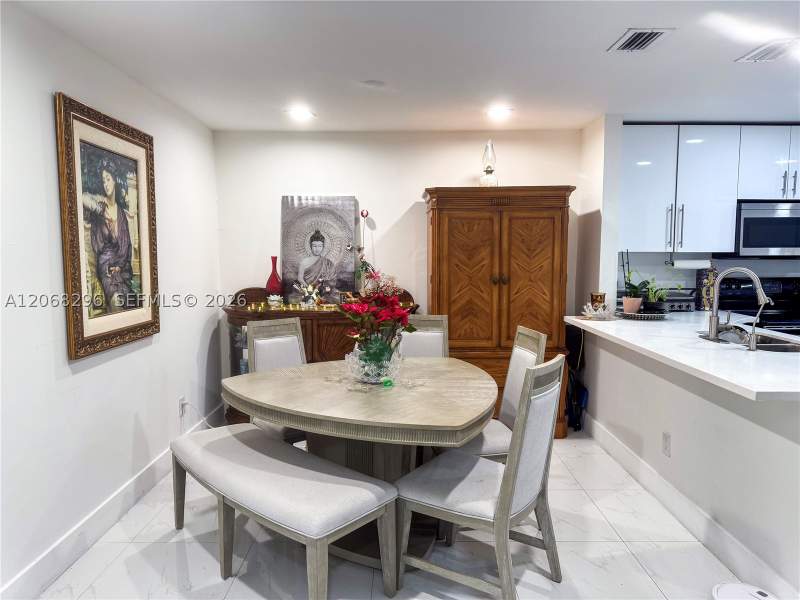2 bedroom Townhouse at 10505 SW 153rd Ct 2, Palm Point Sec 1, Miami — photo 4