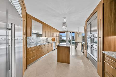 3370 Hidden Bay Dr 2813, Aventura FL - photo 14 of 56