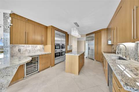3370 Hidden Bay Dr 2813, Aventura FL - photo 19 of 56