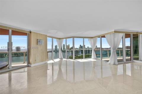 3370 Hidden Bay Dr 2813, Aventura FL - photo 22 of 56