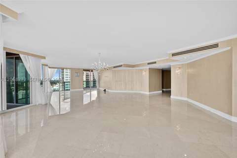 3370 Hidden Bay Dr 2813, Aventura FL - photo 8 of 56