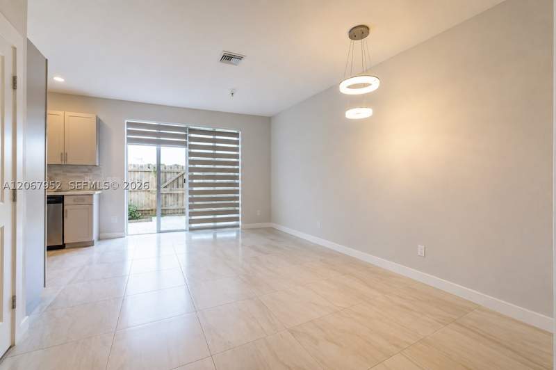 3 bedroom Townhouse at 1056 SE 23rd Ave, Towns At Seascape, Homestead — photo 4