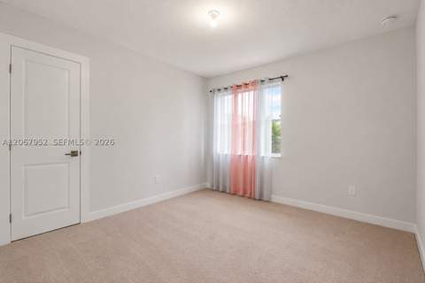 1056 SE 23rd Ave, Homestead FL - photo 6 of 9