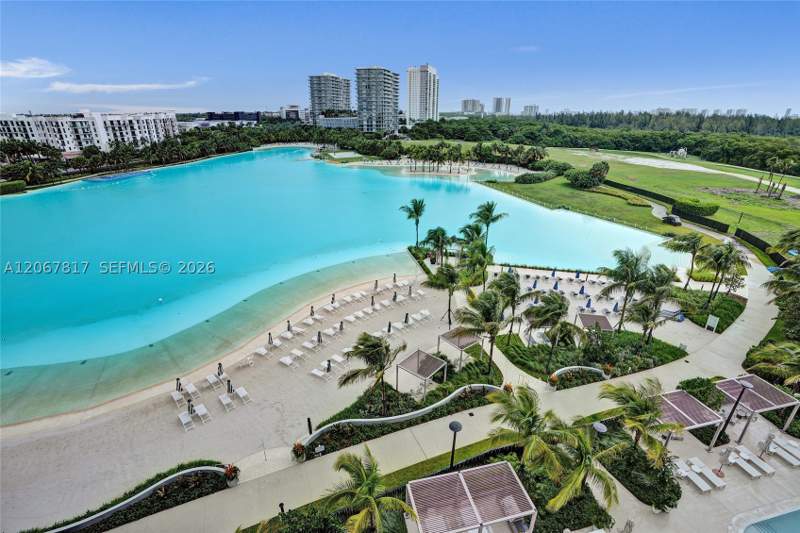 3 bedroom Condominium at 2411 Laguna Cir 1805, One Park Tower, North Miami — photo 3