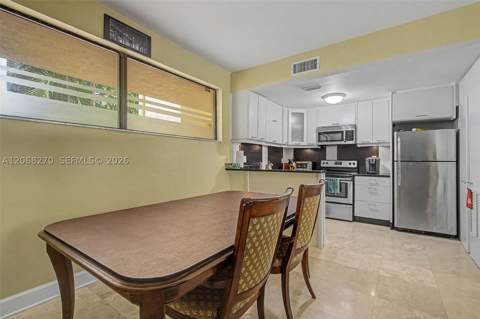 2400 Brickell Ave 107D, Miami FL - photo 8 of 29