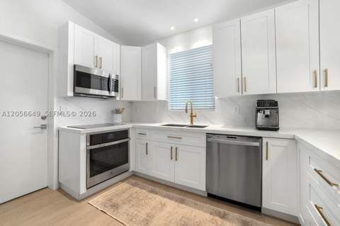 6351 SW 39th St, Miami FL - photo 6 of 25